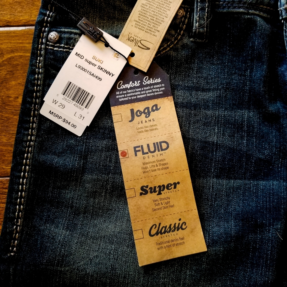 Silver Suki Mid Rise Skinny Jeans